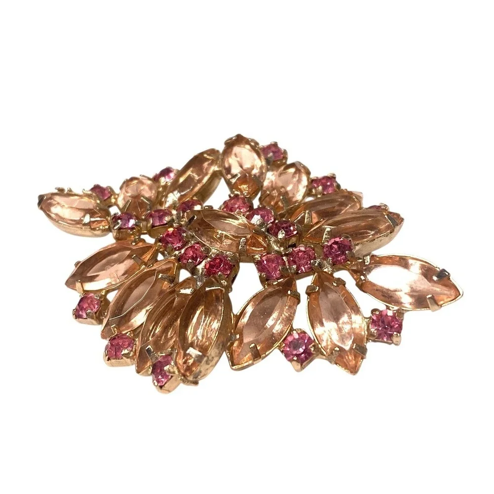 VINTAGE BROOCH SHADES OF PINK OPEN‎ BACK RHINESTONE JULIANA STYLE CZECH PIN